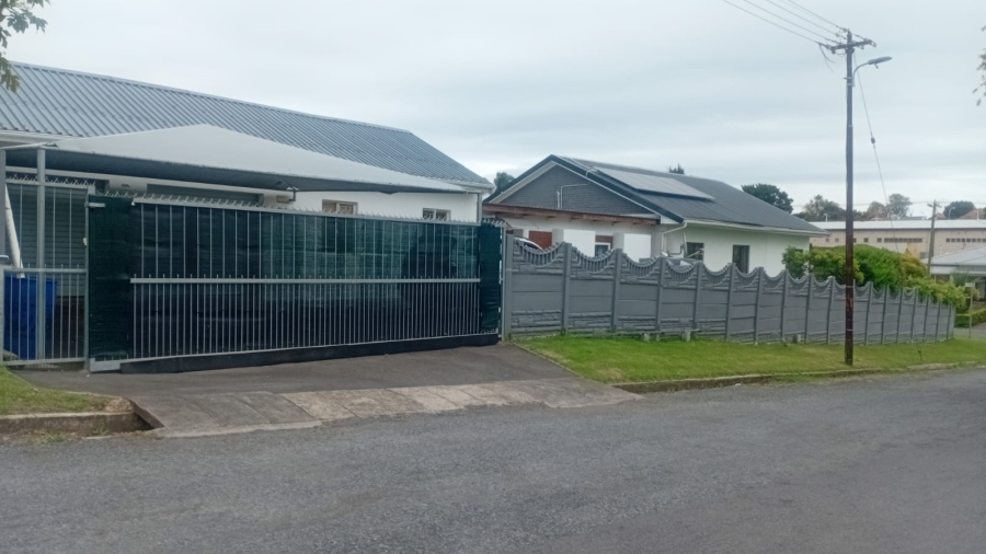 3 Bedroom Property for Sale in Berea Eastern Cape